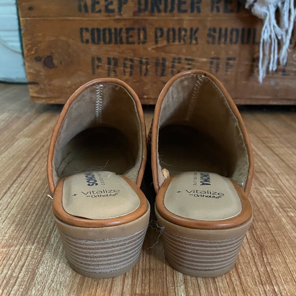 The Perfect Fall Slides! 🍁 - Picture 3 of 4